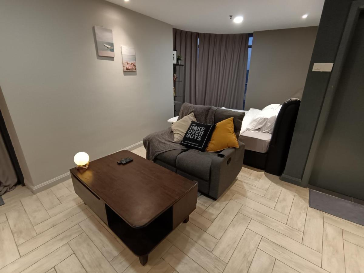 Loft Signature Executive Suite Empire City Petaling Jaya Exterior foto