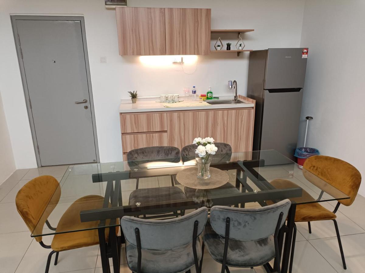 Loft Signature Executive Suite Empire City Petaling Jaya Exterior foto