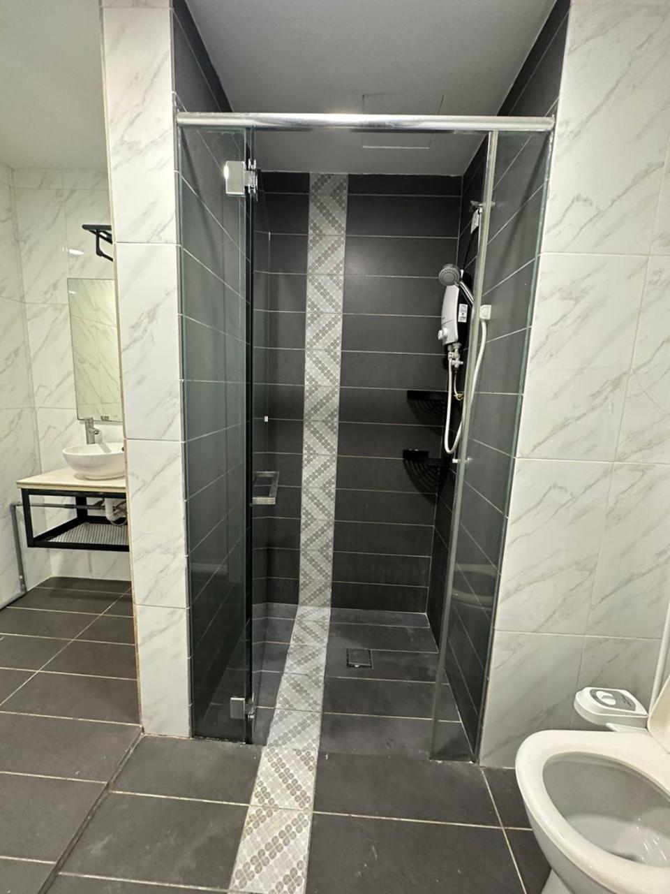 Loft Signature Executive Suite Empire City Petaling Jaya Exterior foto